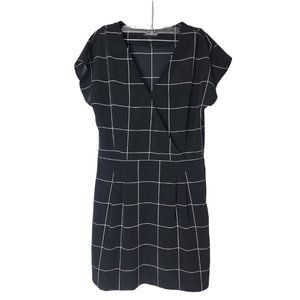 Banana Republic Cool Combo women's Dress Size 8, Black & White Stripes